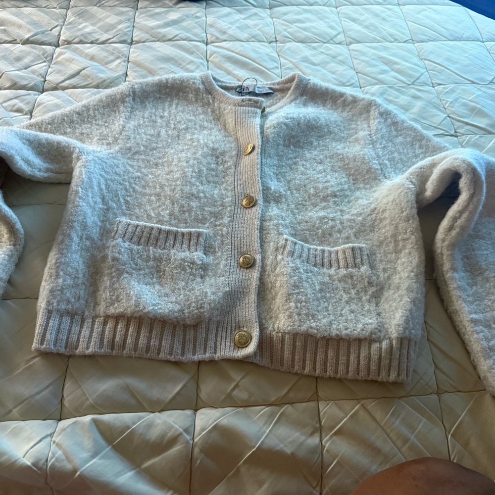 Zara Cream Button-Up Cardigan